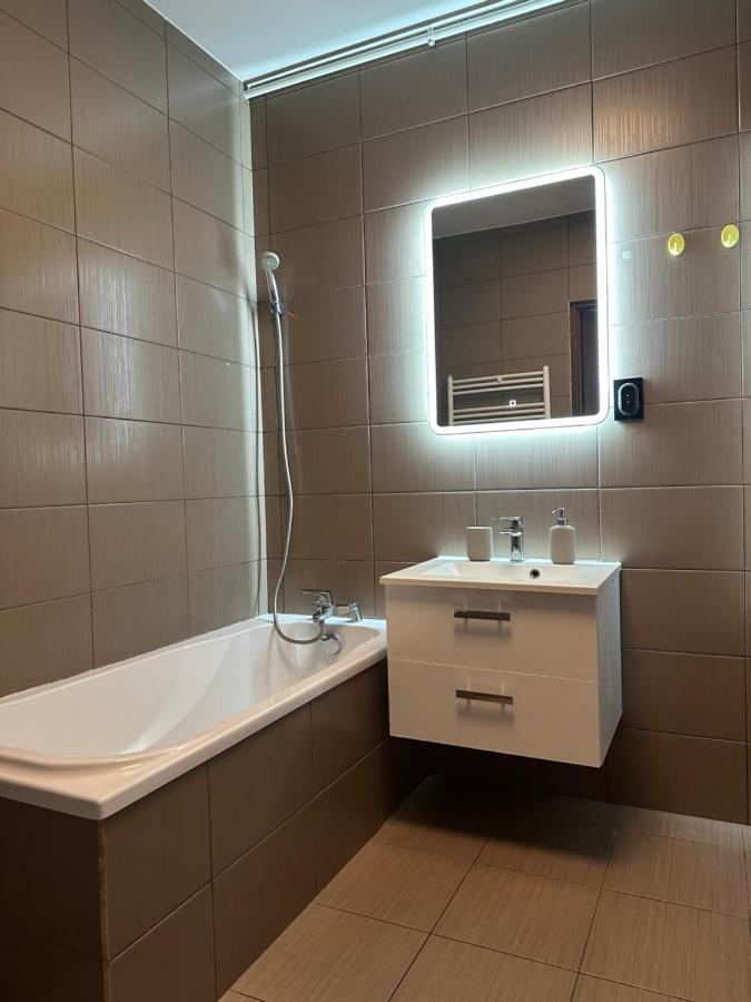 Sdh 3 Radzymin Comfortable Apartment Near Warsaw Eksteriør billede